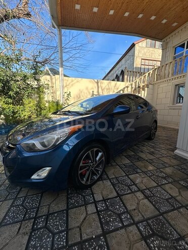 Hyundai Elantra-18