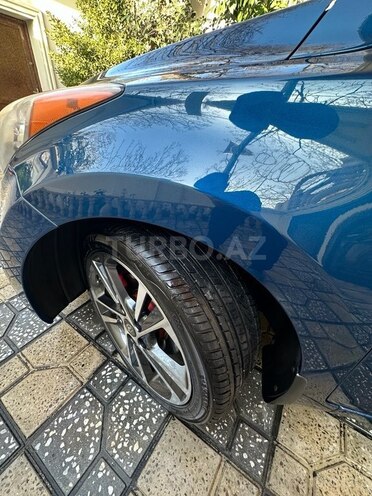 Hyundai Elantra-15
