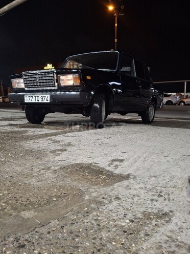 LADA (VAZ) 2107-1
