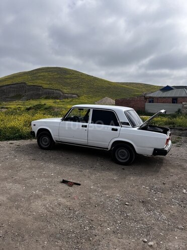 LADA (VAZ) 2107-5