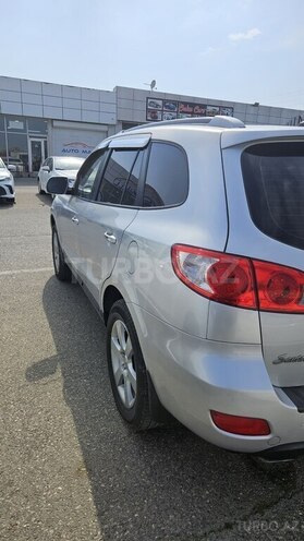 Hyundai Santa Fe-4