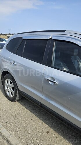 Hyundai Santa Fe-8