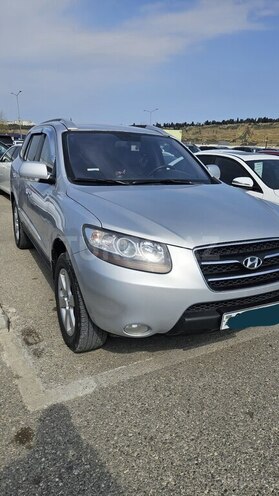Hyundai Santa Fe-9