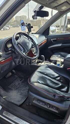 Hyundai Santa Fe-12