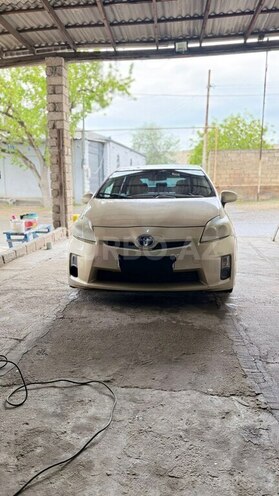 Toyota Prius-16