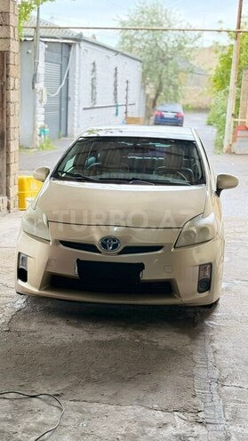 Toyota Prius-1
