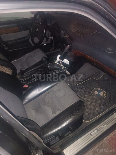 BMW 525-5