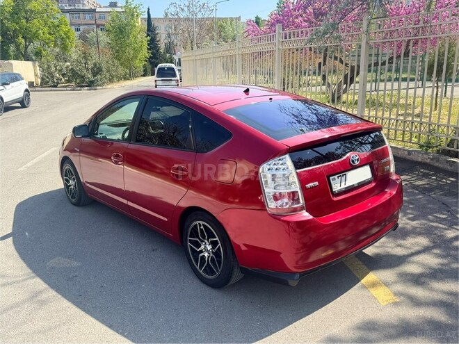 Toyota Prius-4