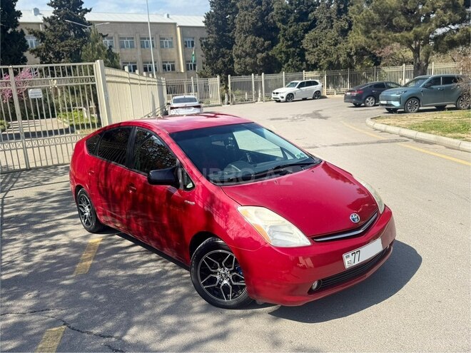 Toyota Prius-1