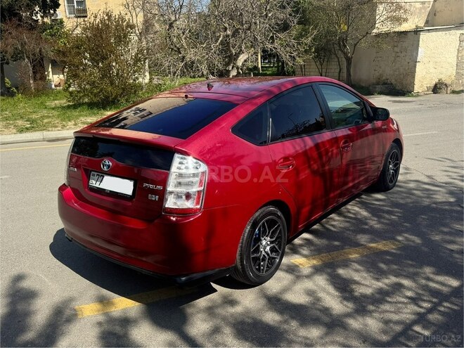 Toyota Prius-7