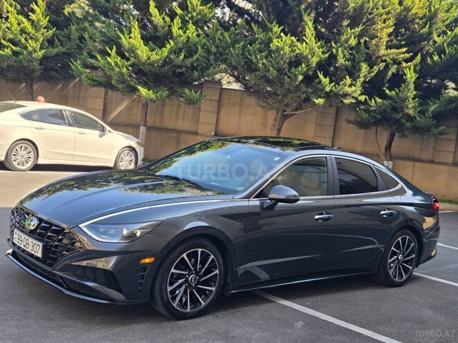 Hyundai Sonata-14