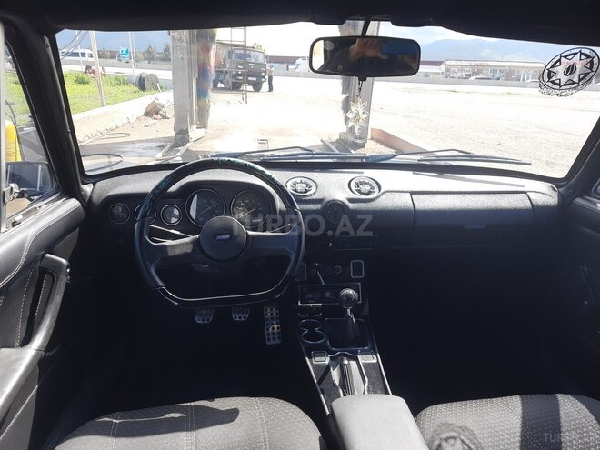 LADA (VAZ) 2106-7