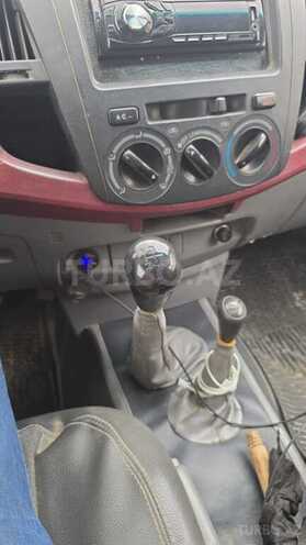 Toyota Hilux-7