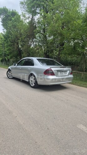 Mercedes E 220-4