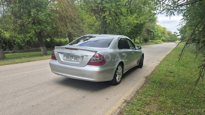 Mercedes E 220-6