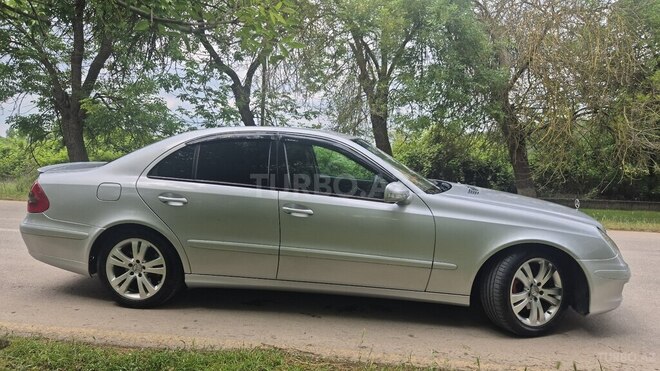 Mercedes E 220-5