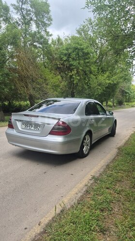 Mercedes E 220-7