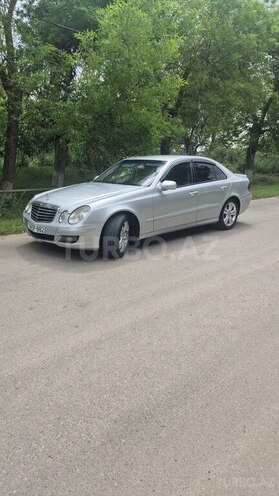Mercedes E 220-9