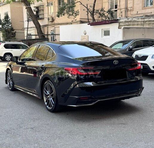 Toyota Camry-3
