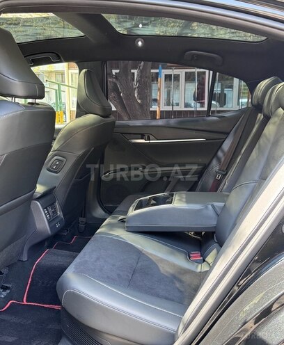 Toyota Camry-18