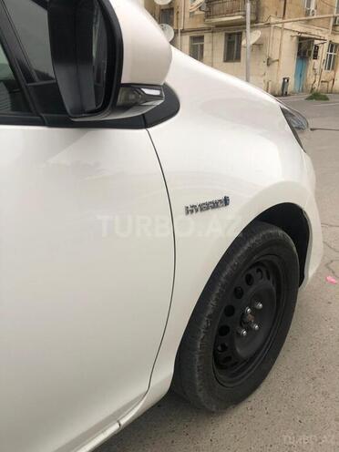 Toyota Aqua-6