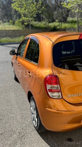 Nissan March-17