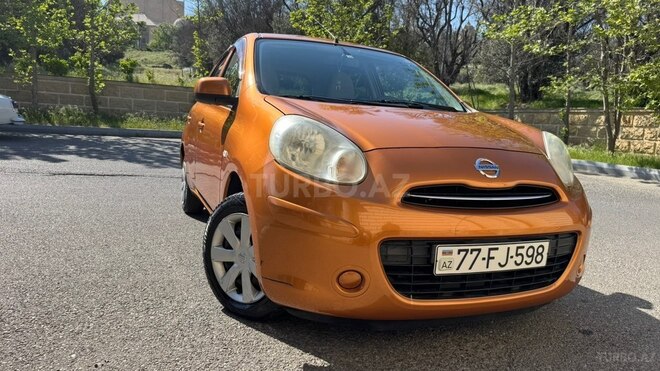 Nissan March-1