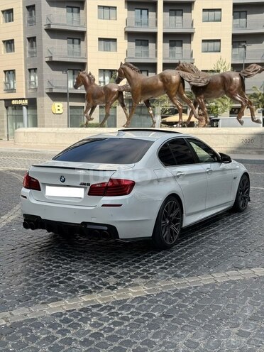 BMW 528-12