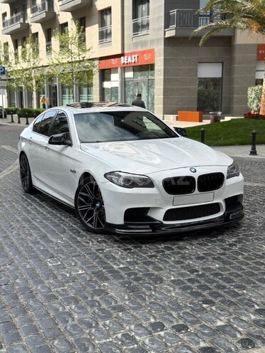 BMW 528-8