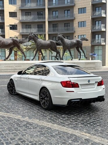 BMW 528-7