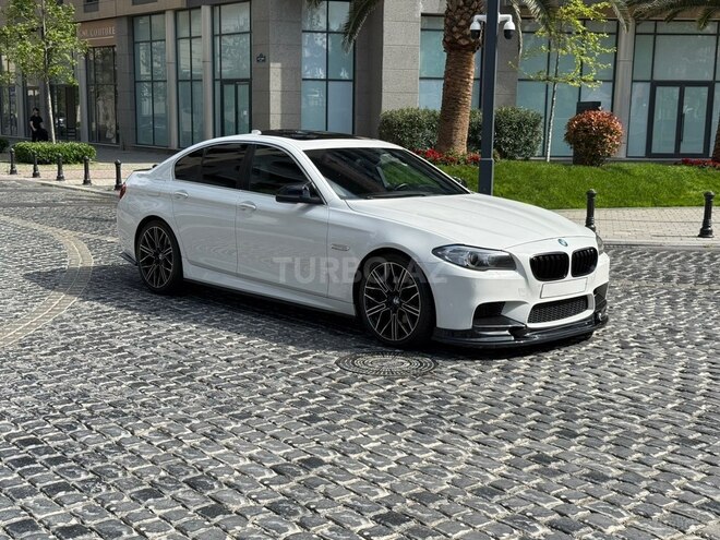 BMW 528-2