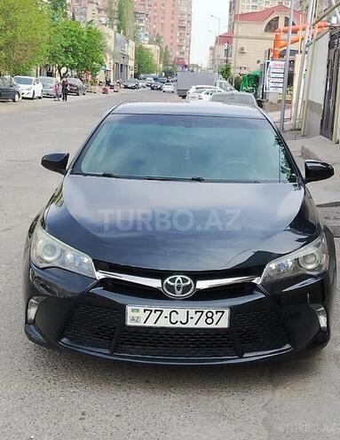 Toyota Camry-1