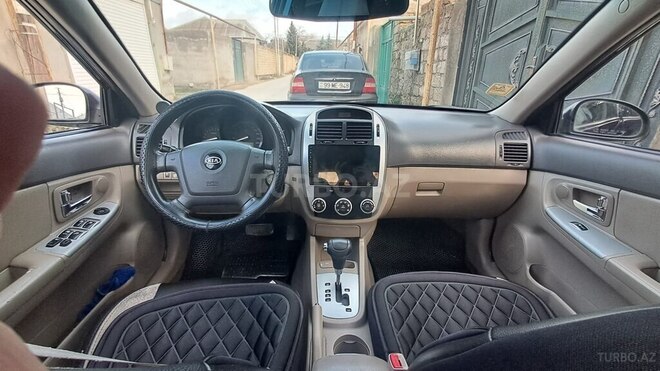 Kia Cerato-10