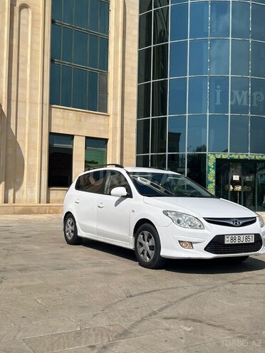 Hyundai i30-8