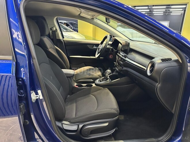 Kia Forte-10