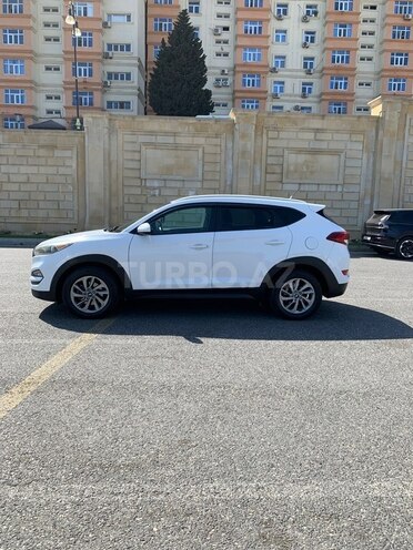 Hyundai Tucson-4
