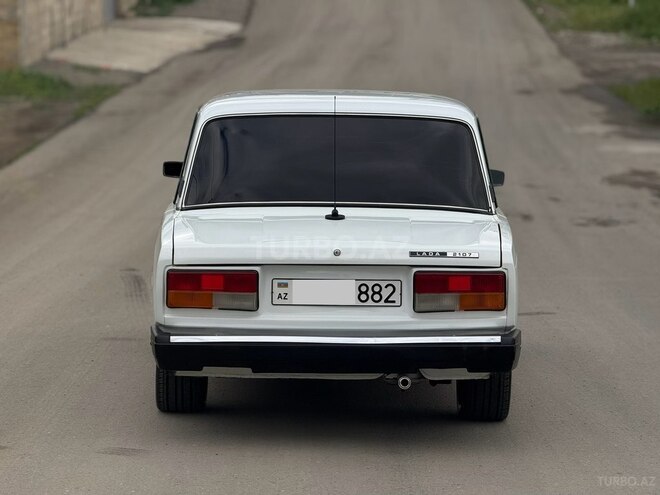 LADA (VAZ) 2107-6