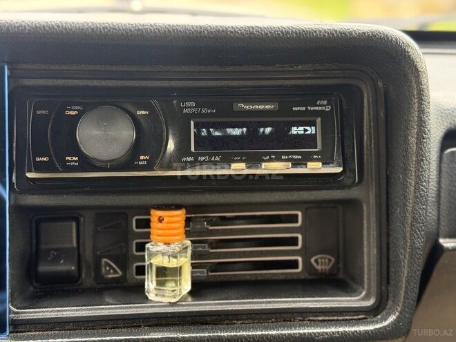 LADA (VAZ) 2107-13