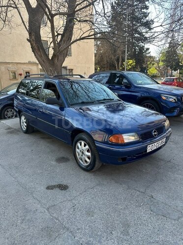 Opel Astra-4