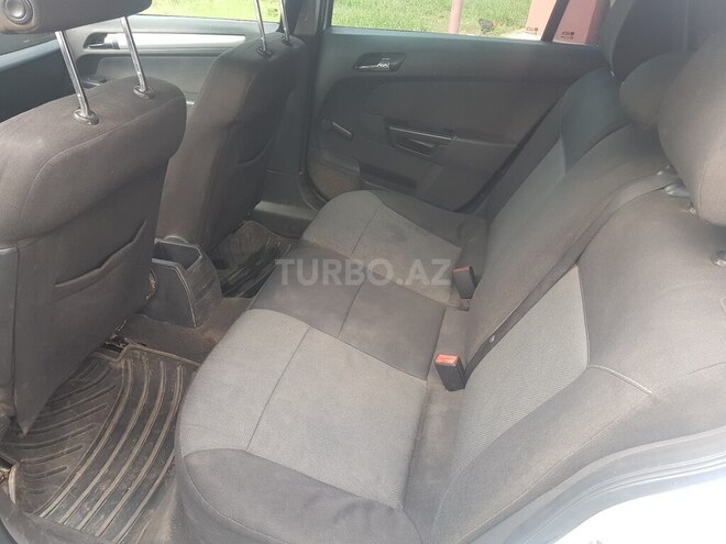 Opel Astra-6