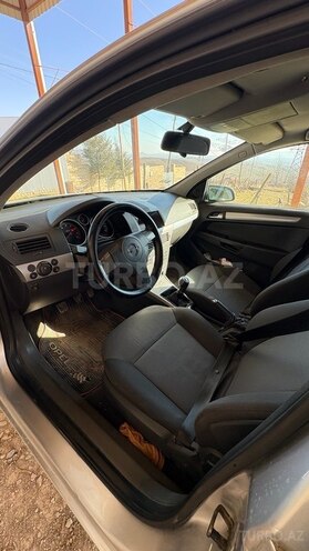 Opel Astra-13