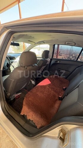 Opel Astra-14