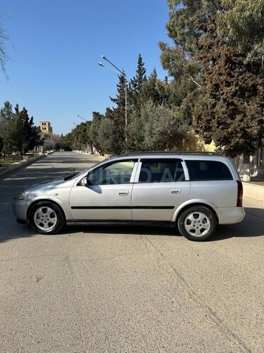 Opel Astra-10