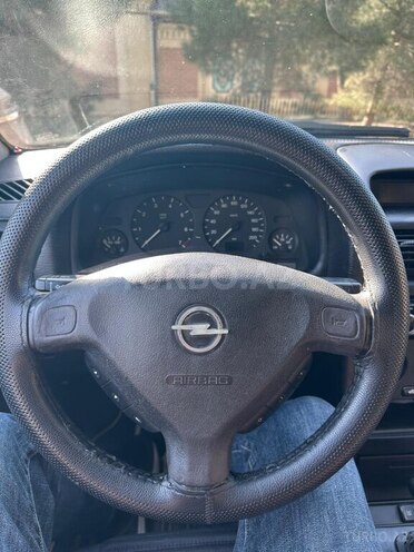 Opel Astra-12