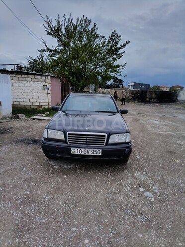 Mercedes C 200-1