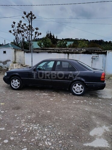 Mercedes C 200-3