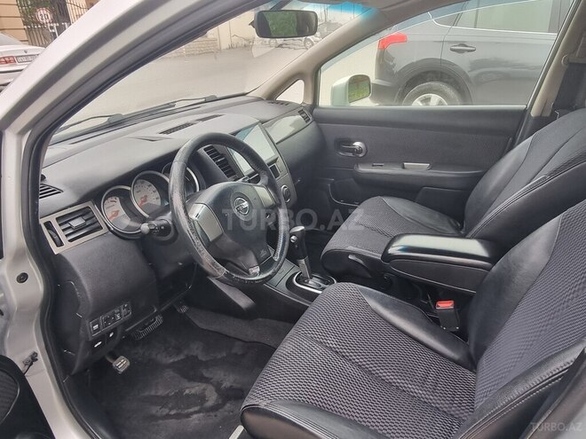 Nissan Tiida-3