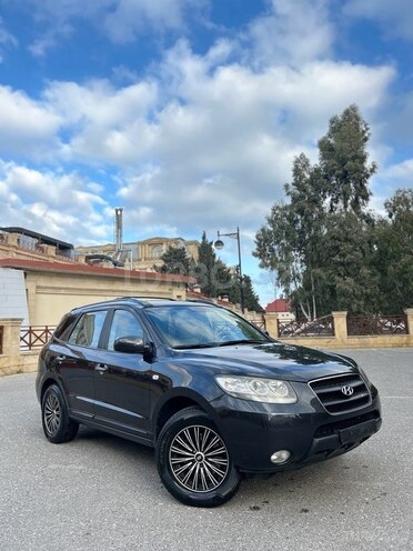 Hyundai Santa Fe-1