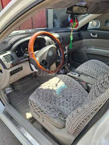 Hyundai Sonata-4