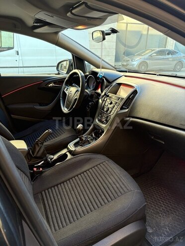 Opel Astra-4